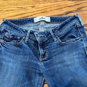 Hollister Jeans Sz 3R Womens. 26x33